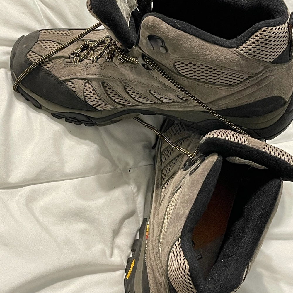 Men’s Merrill Hiking Boots